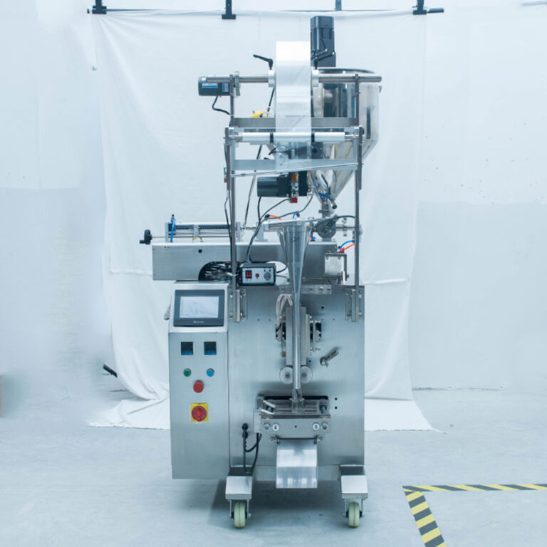 Automatic Liquid Filling and Sealing Machine 320L