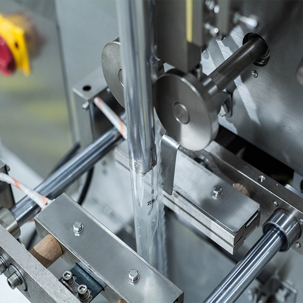 liquid pouch filling machine