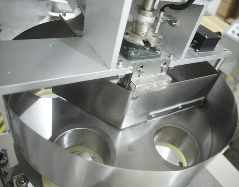 Automatic Granule Filling Machine 420C