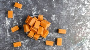 Caramel cubes