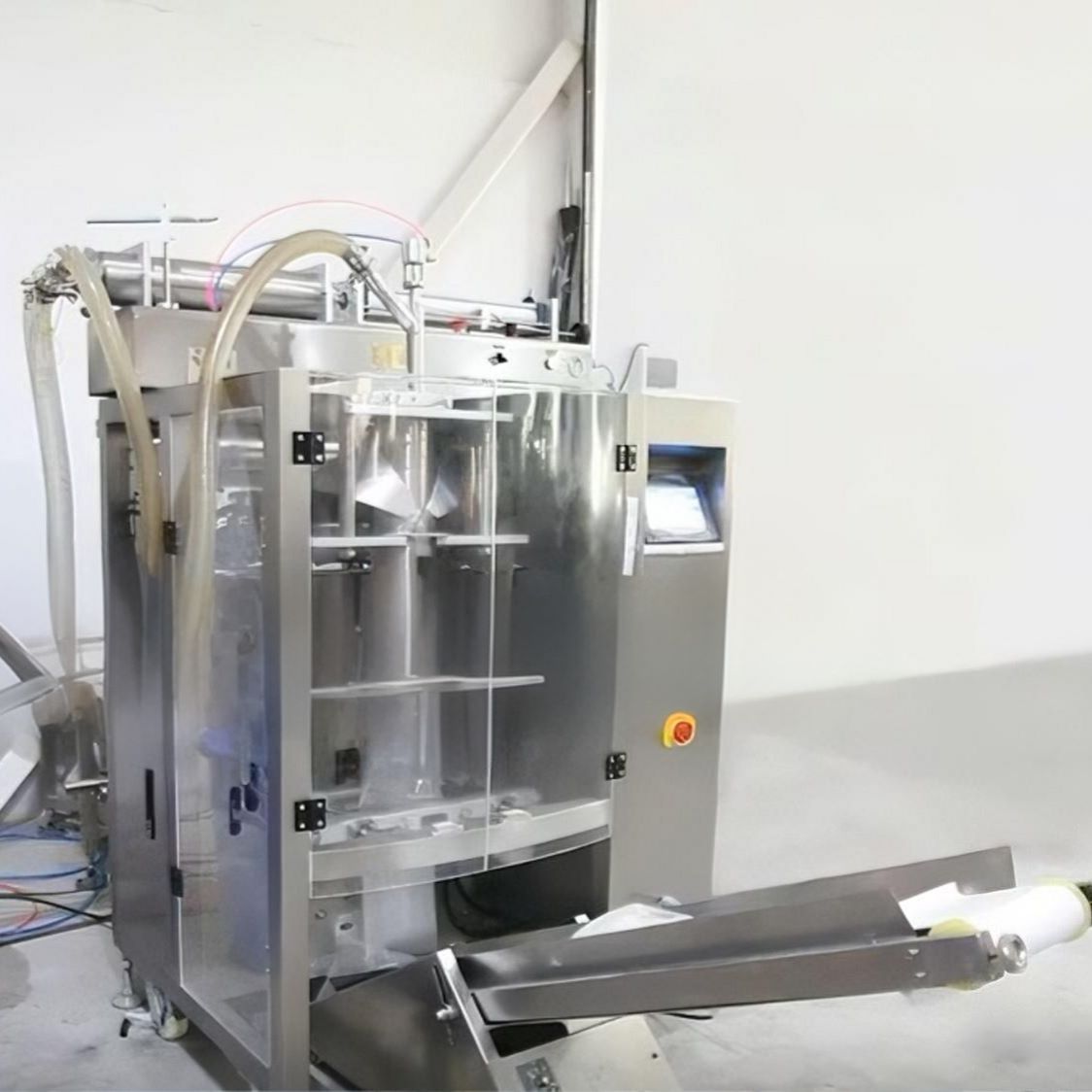 Liquid Pouch Packing Machine | Efficient Sachet & Pouch Filling Solutions