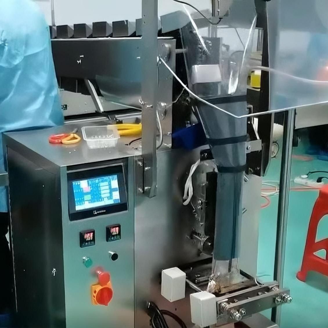 High-Efficiency Snacks Filling Packaging Machines | Automated Snack ...